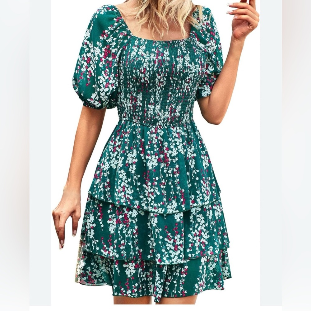 Green floral dress layered w/sheer sleeves size L worn once